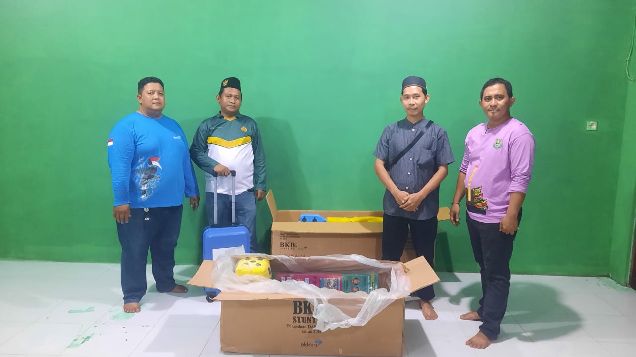 dua-posyandu-di-kecamatan-kapuas-kuala-dapat-bantuan-bkb-kit-stunting-dari-dp3ppkb-kabupaten-kapuas