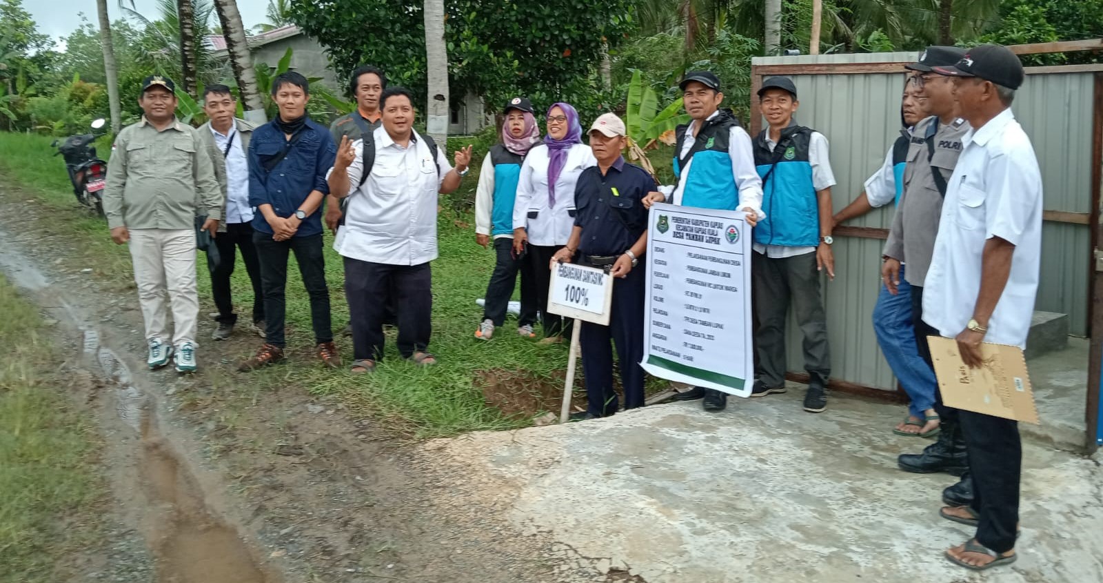 camat-kapuas-kuala-pimpin-monev-dana-desa-tahap-iii-ta-2023-di-desa-tamban-lupak-dan-simpang-bunga-tanjung