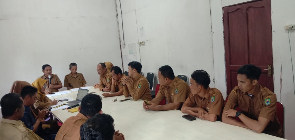 camat-kapuas-kuala-pimpin-musyawarah-antar-desa-mad-untuk-kegiatan-pisew-2024