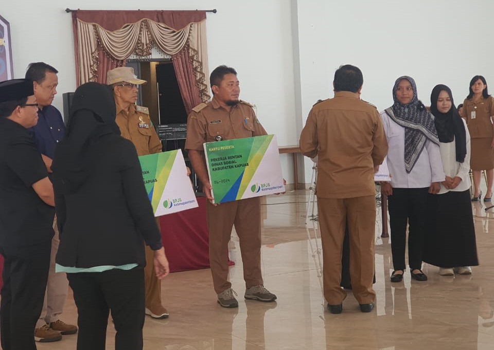 camat-kapuas-kuala-dukung-program-perlindungan-tenaga-kerja-rentan-di-kecamatan-kapuas-kuala