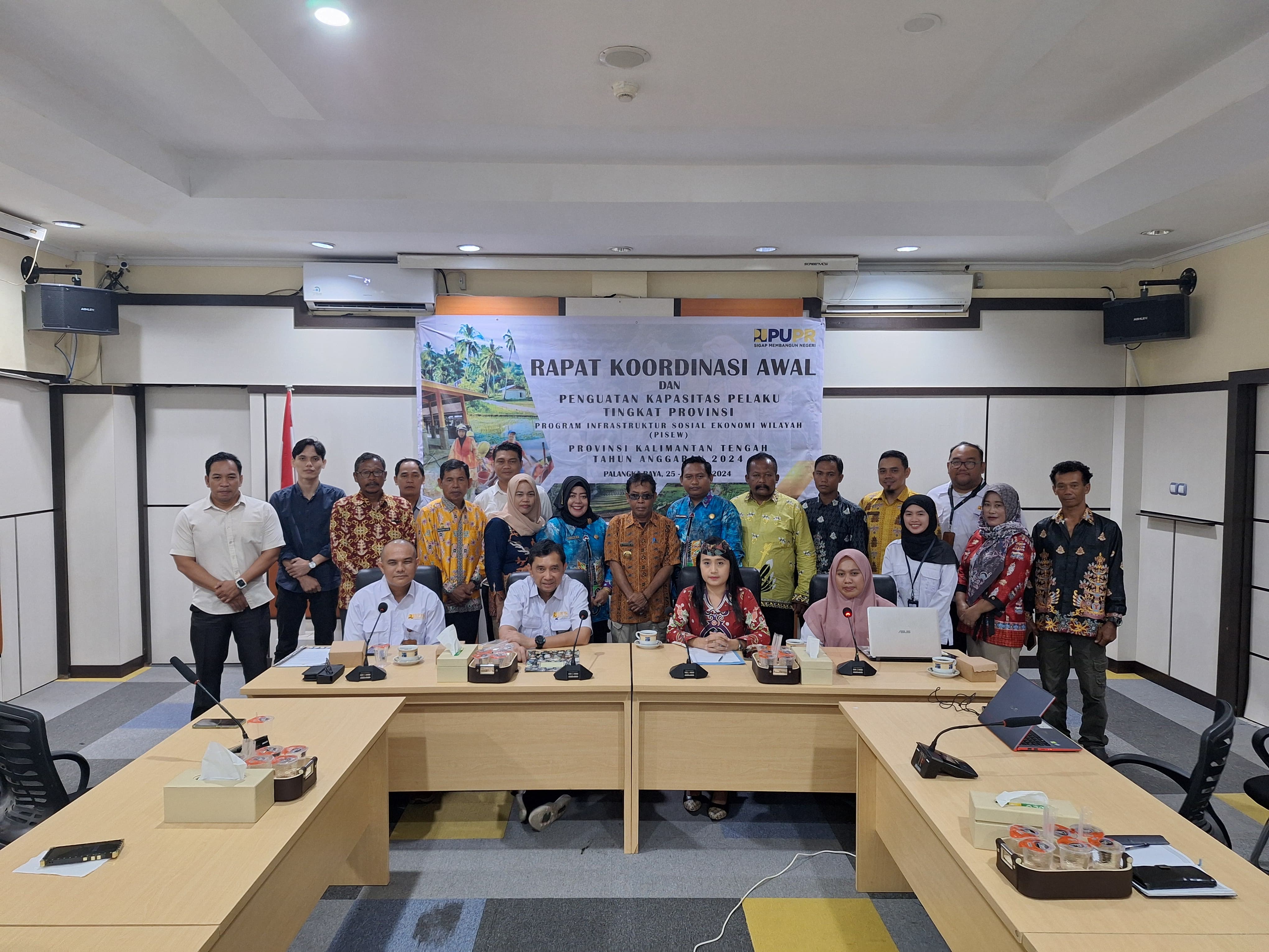 camat-kapuas-kuala-hadiri-rapat-koordinasi-awal-dan-penguatan-kapasitas-pelaku-tingkat-provinsi-program-pisew-2024