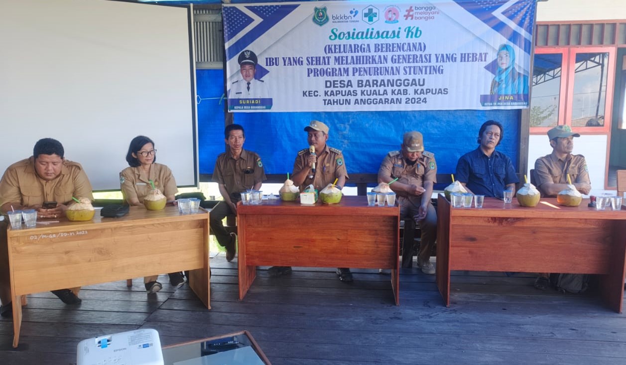 sosialisasi-keluarga-berencana-di-desa-baranggau-dengan-tema-ibu-yang-sehat-melahirkan-generasi-yang-hebat-di-buka-camat-kapuas-kuala