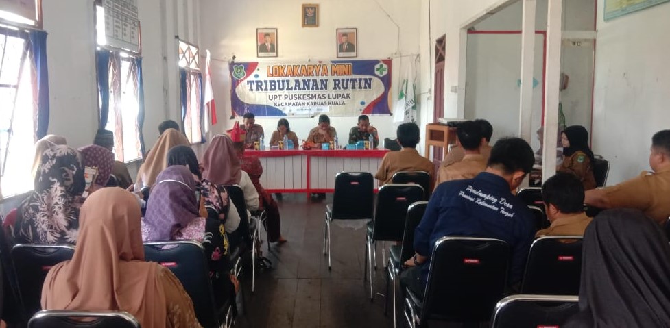lokakarya-mini-tri-bulanan-lokmin-triwulan-3-tahun-2024-camat-kapuas-kuala-soroti-peningkatan-strata-posyandu-dan-penurunan-angka-stunting