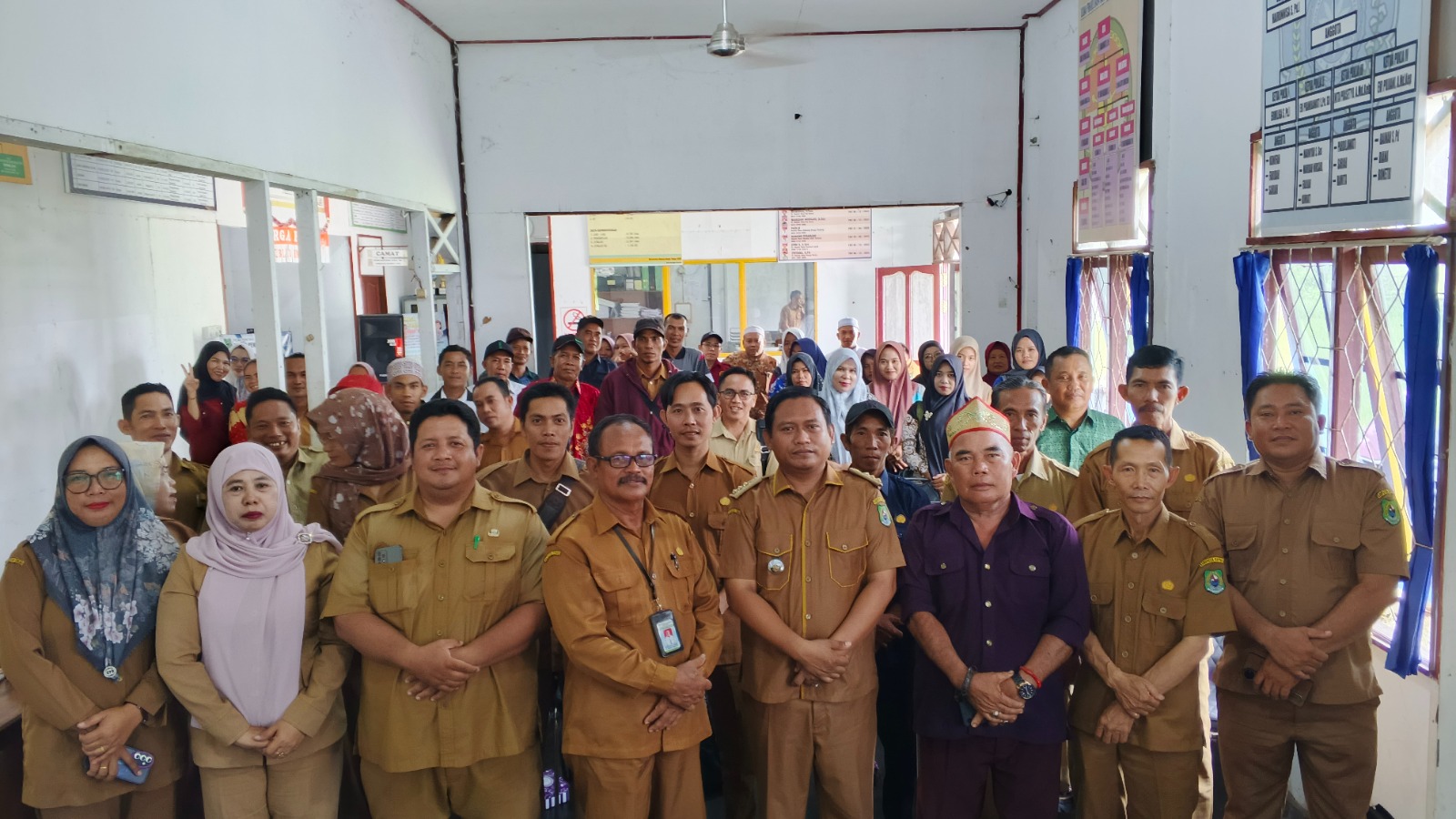 camat-kapuas-kuala-pimpin-rapat-koordinasi-evaluasi-pemerintahan-desa-semester-2-kecamatan-kapuas-kuala-tahun-anggaran-2024